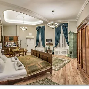 Art Nouveau Apartment Budapest